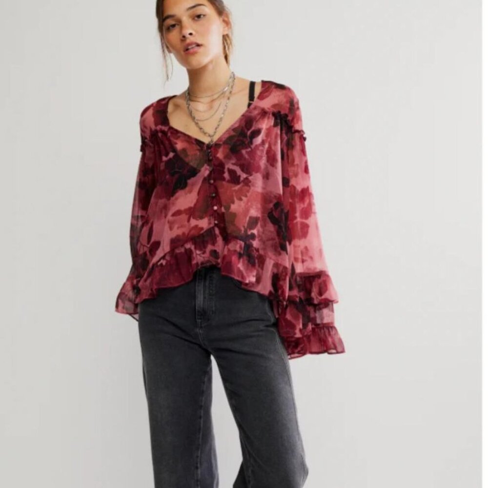 $128 Free People Day Dreaming Blouse  Pink Size XS